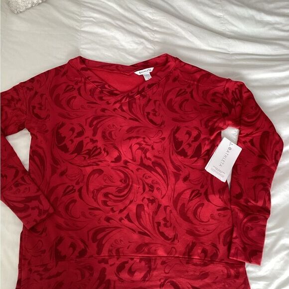 NWT Athleta S top floral red, black fleece lined - Picture 7 of 10